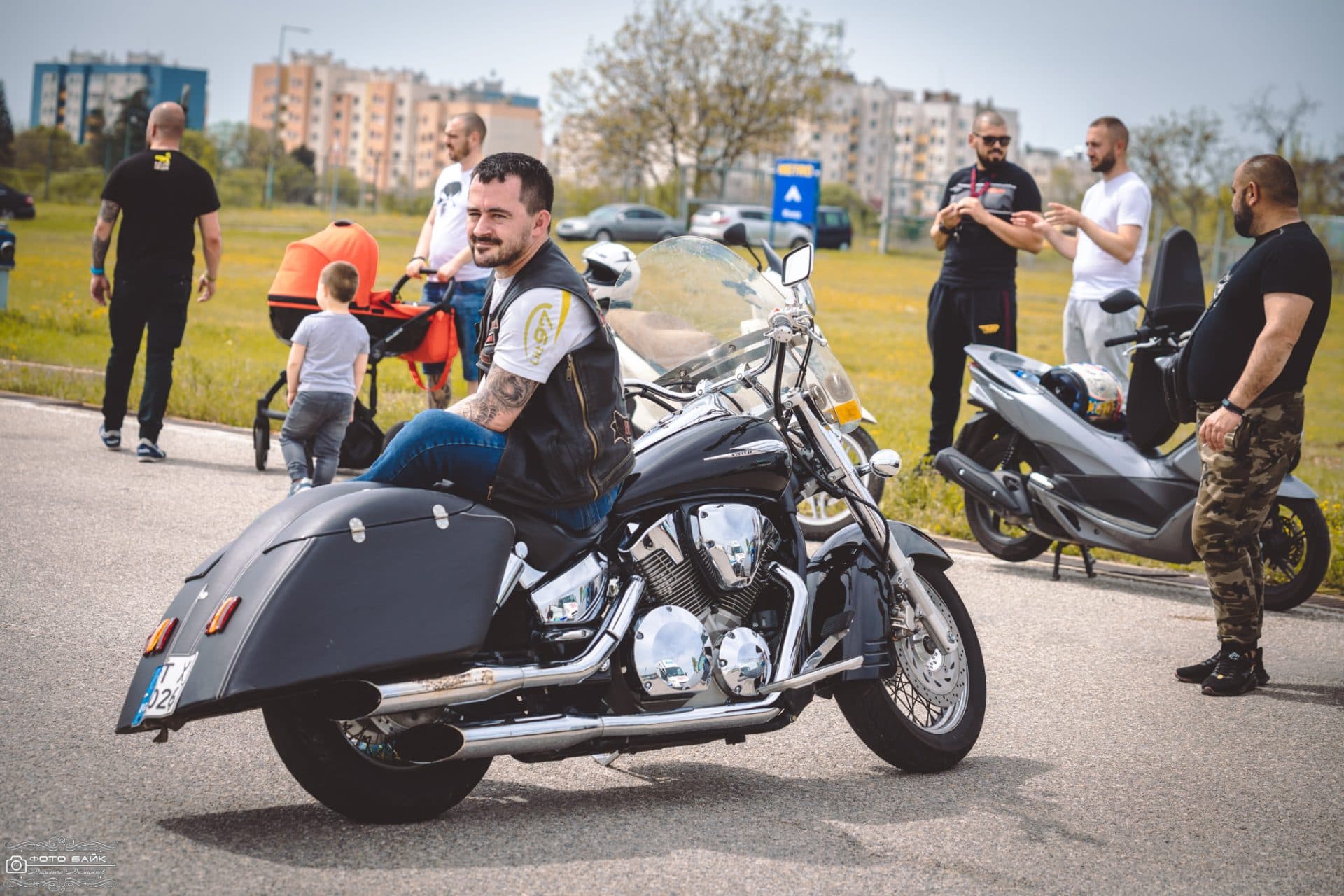 Благотворително стънд шоу 13