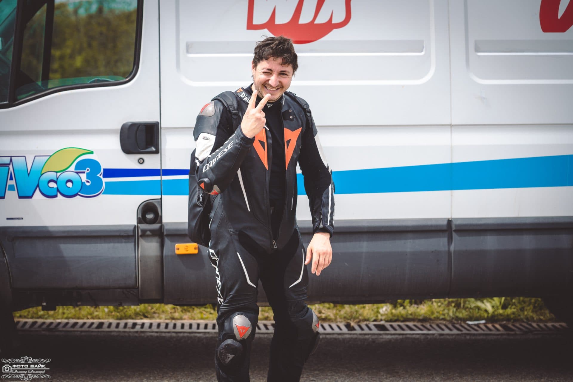 Благотворително стънд шоу 14