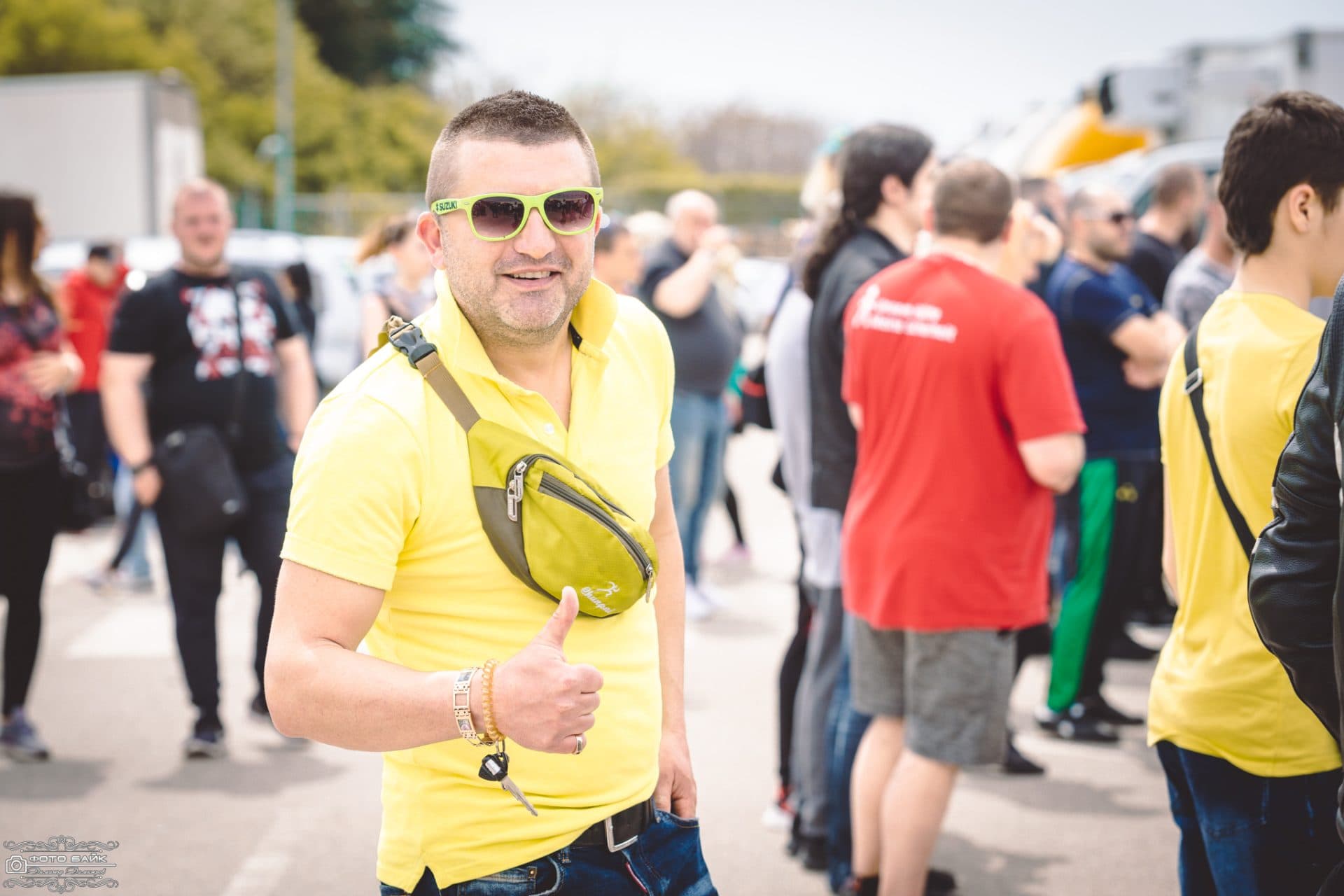 Благотворително стънд шоу 44