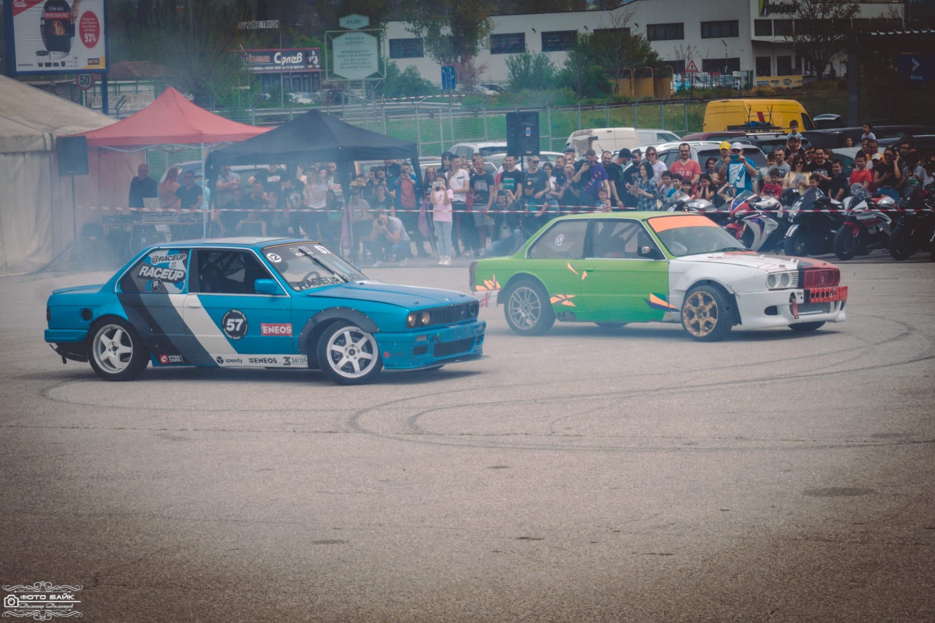 Благотворително стънд шоу 49