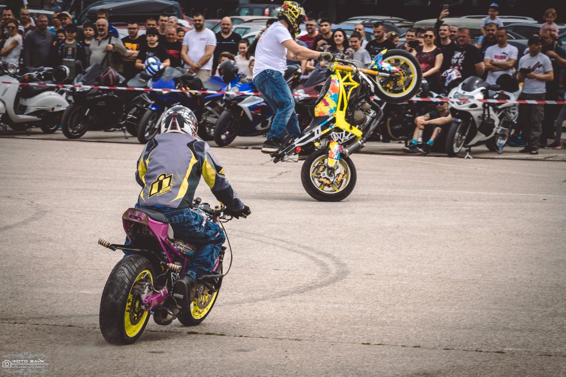 Благотворително стънд шоу 61