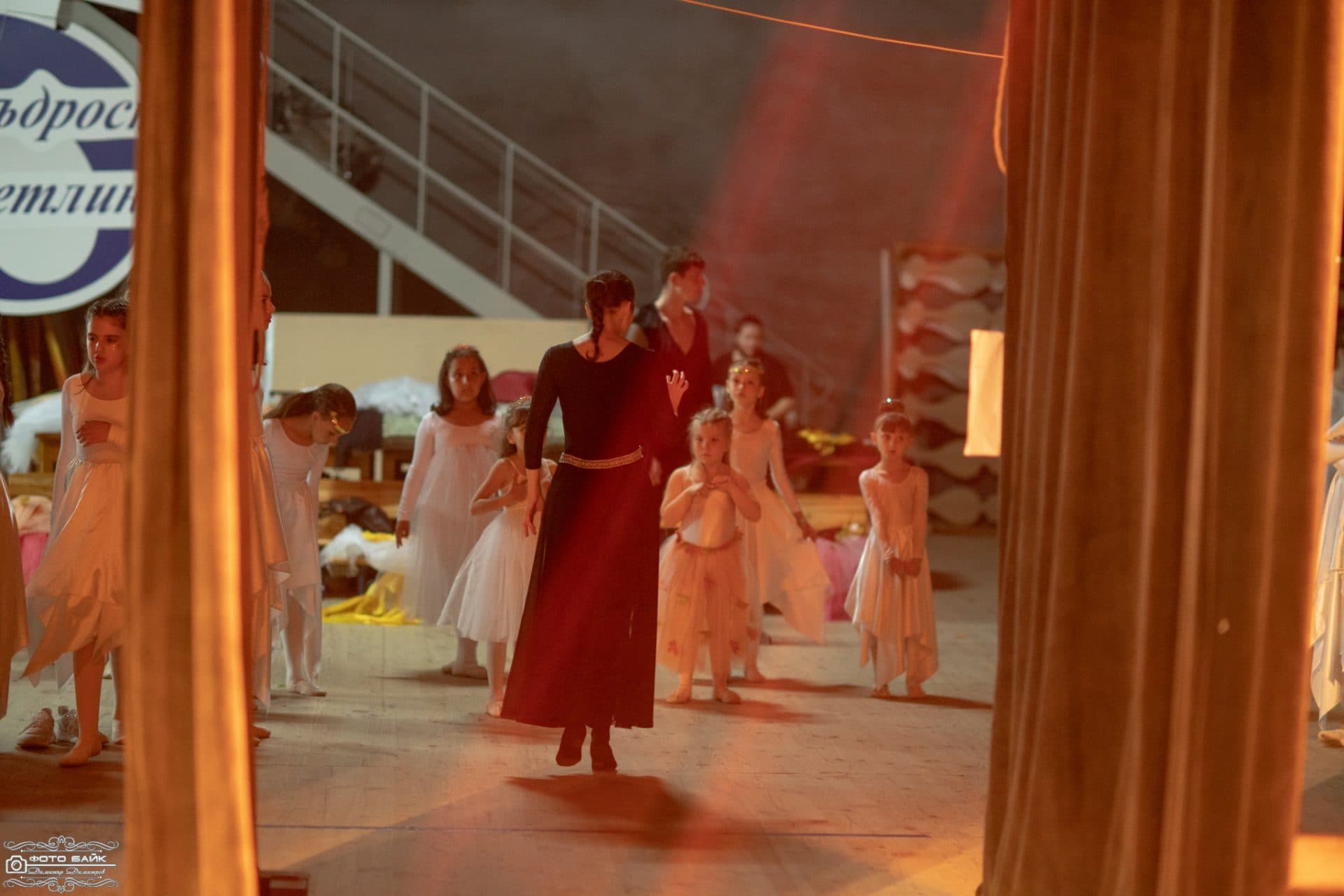 Спектакъл Тайните На Нощта 17