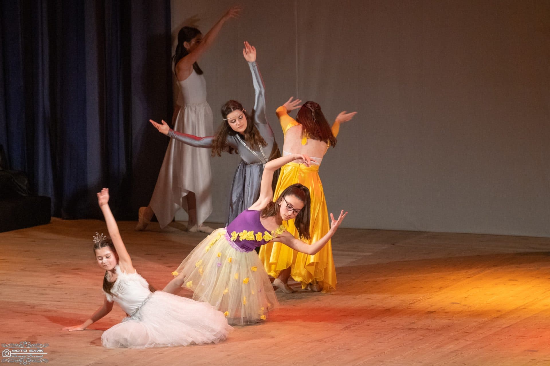 Спектакъл Тайните На Нощта 32