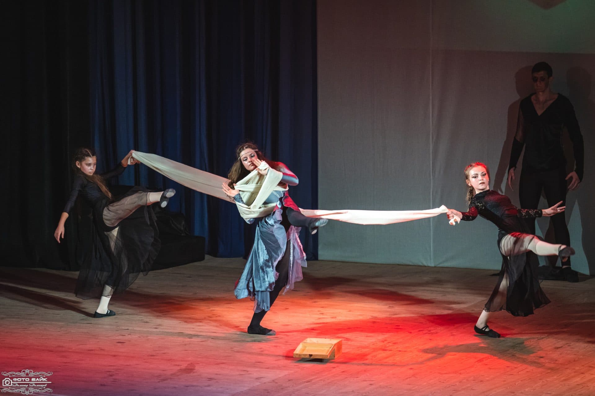 Спектакъл Тайните На Нощта 45