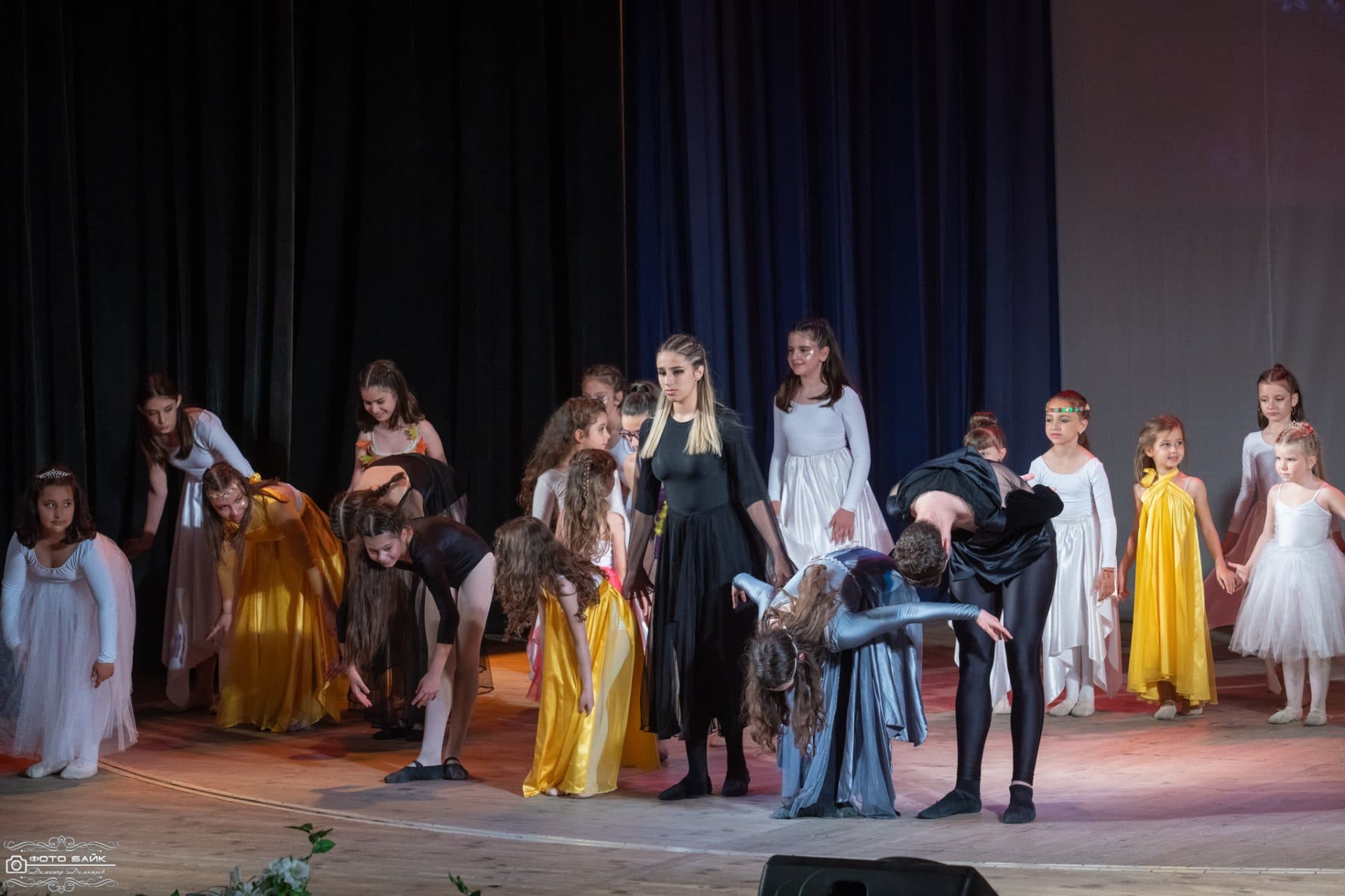 Спектакъл Тайните На Нощта 54