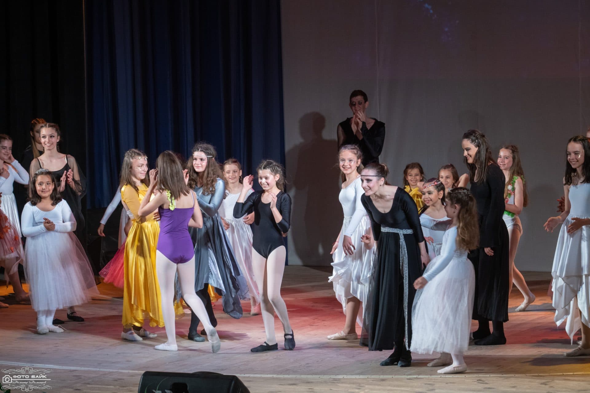 Спектакъл Тайните На Нощта 56