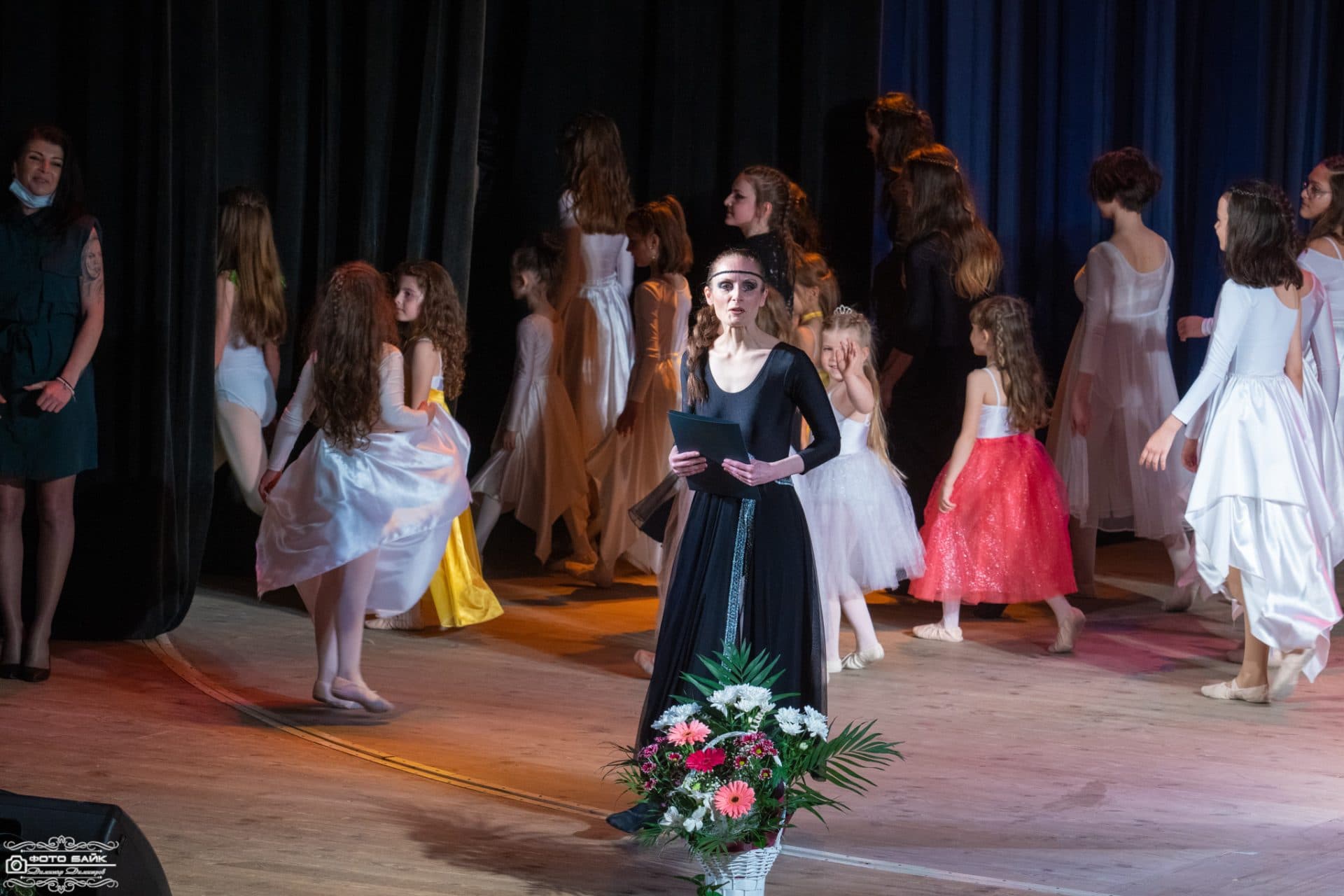 Спектакъл Тайните На Нощта 60