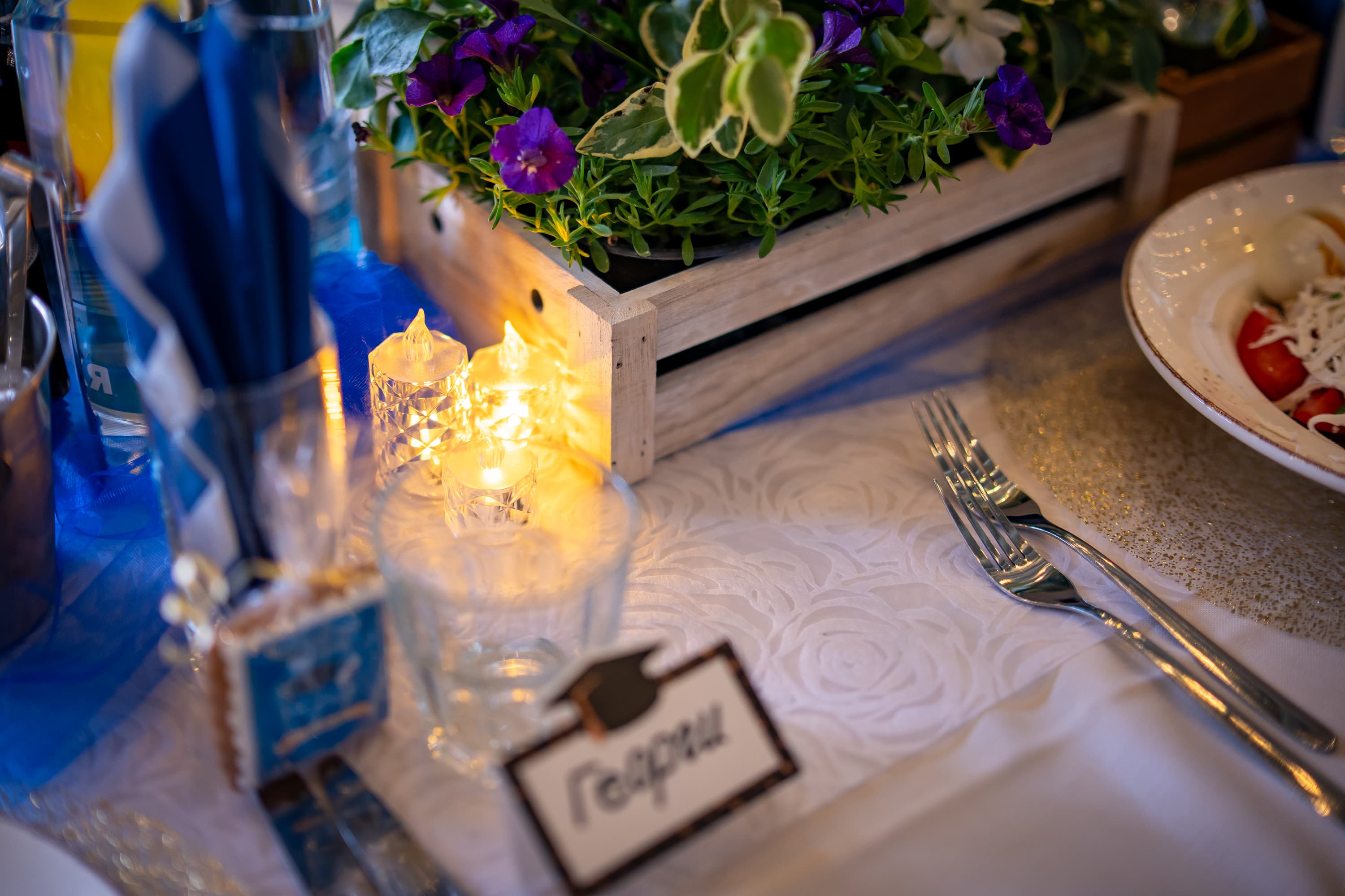 Абитуриентска фотография Адриан 9