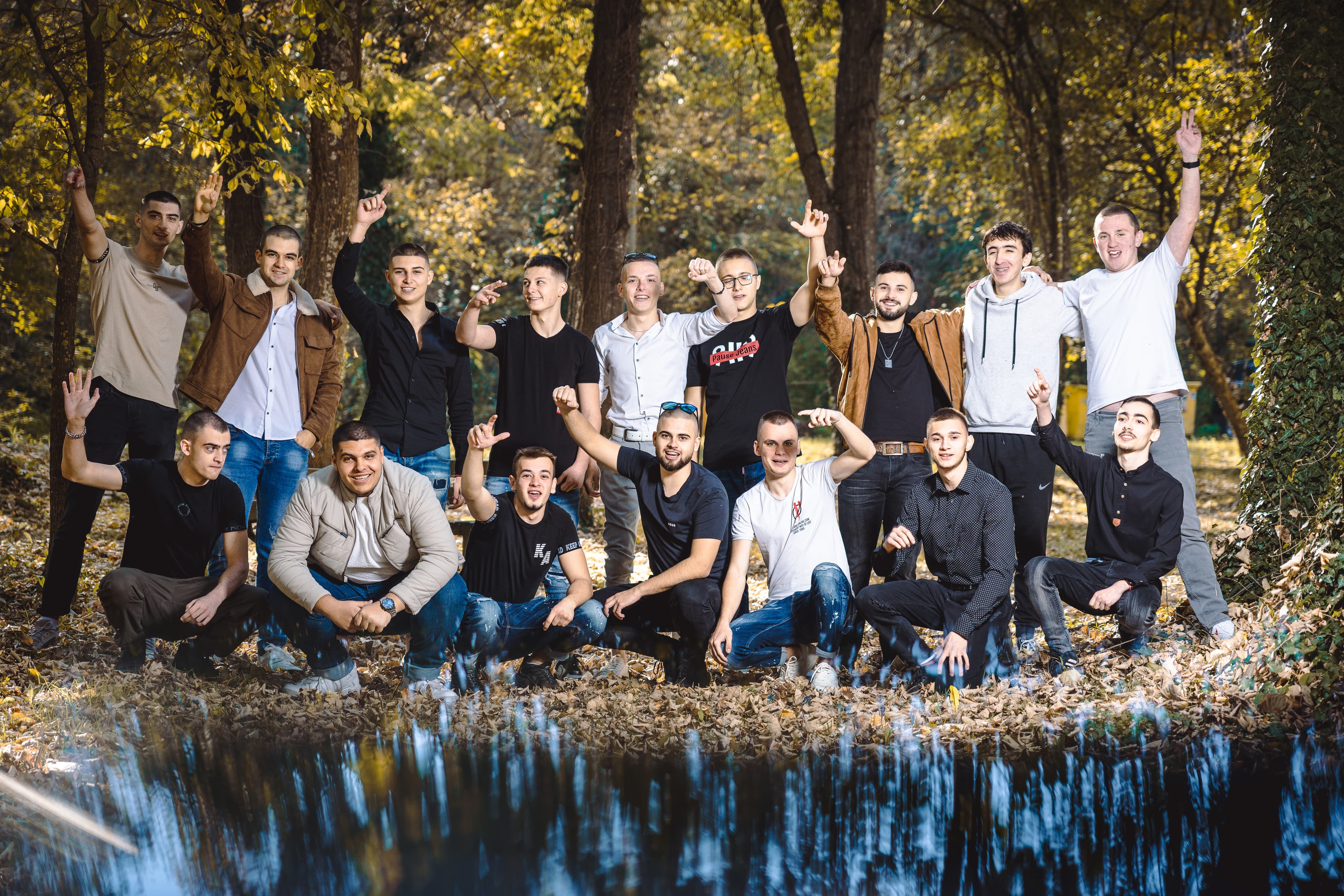 Абитуриентска фотография 138