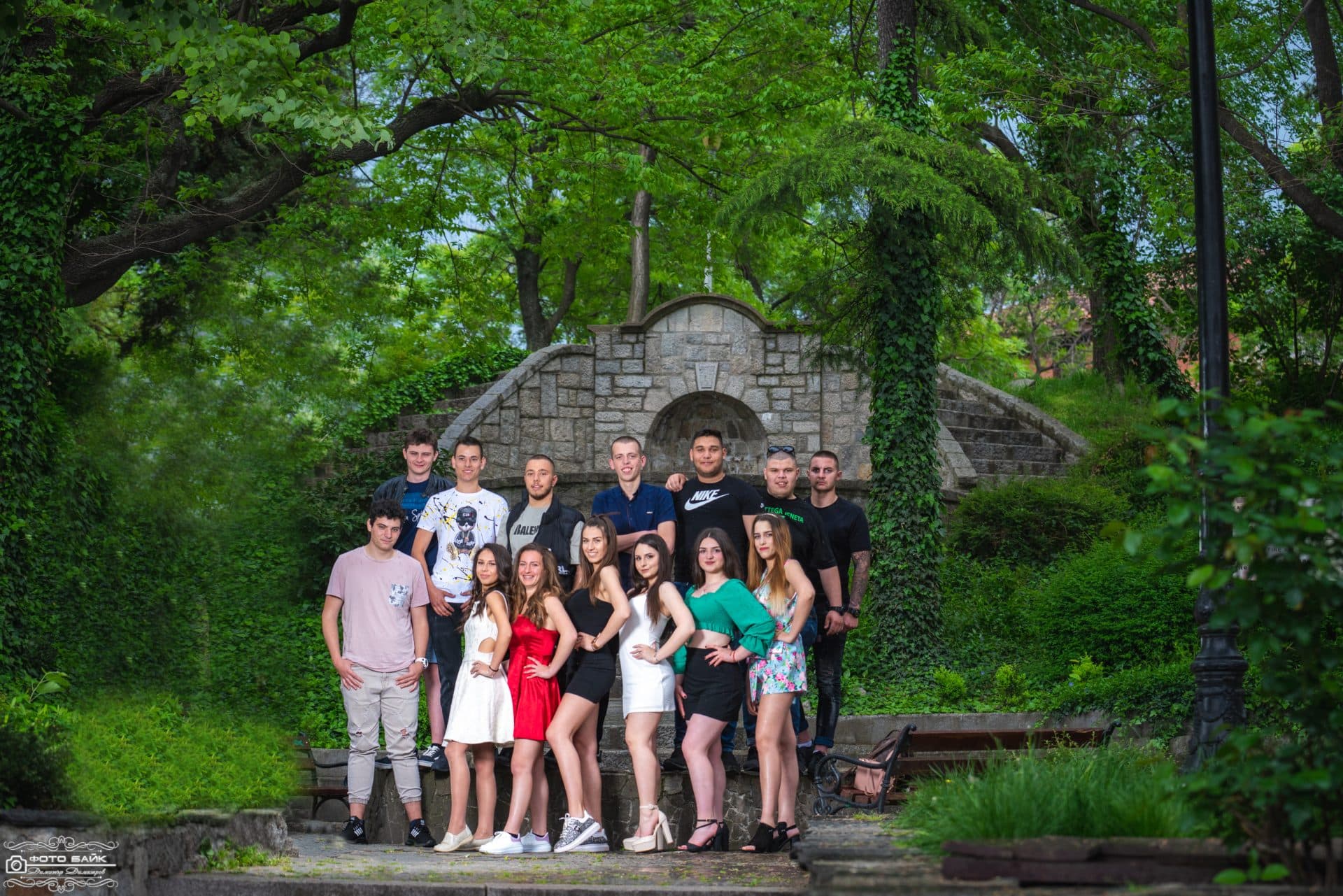 Абитуриентска фотография 14