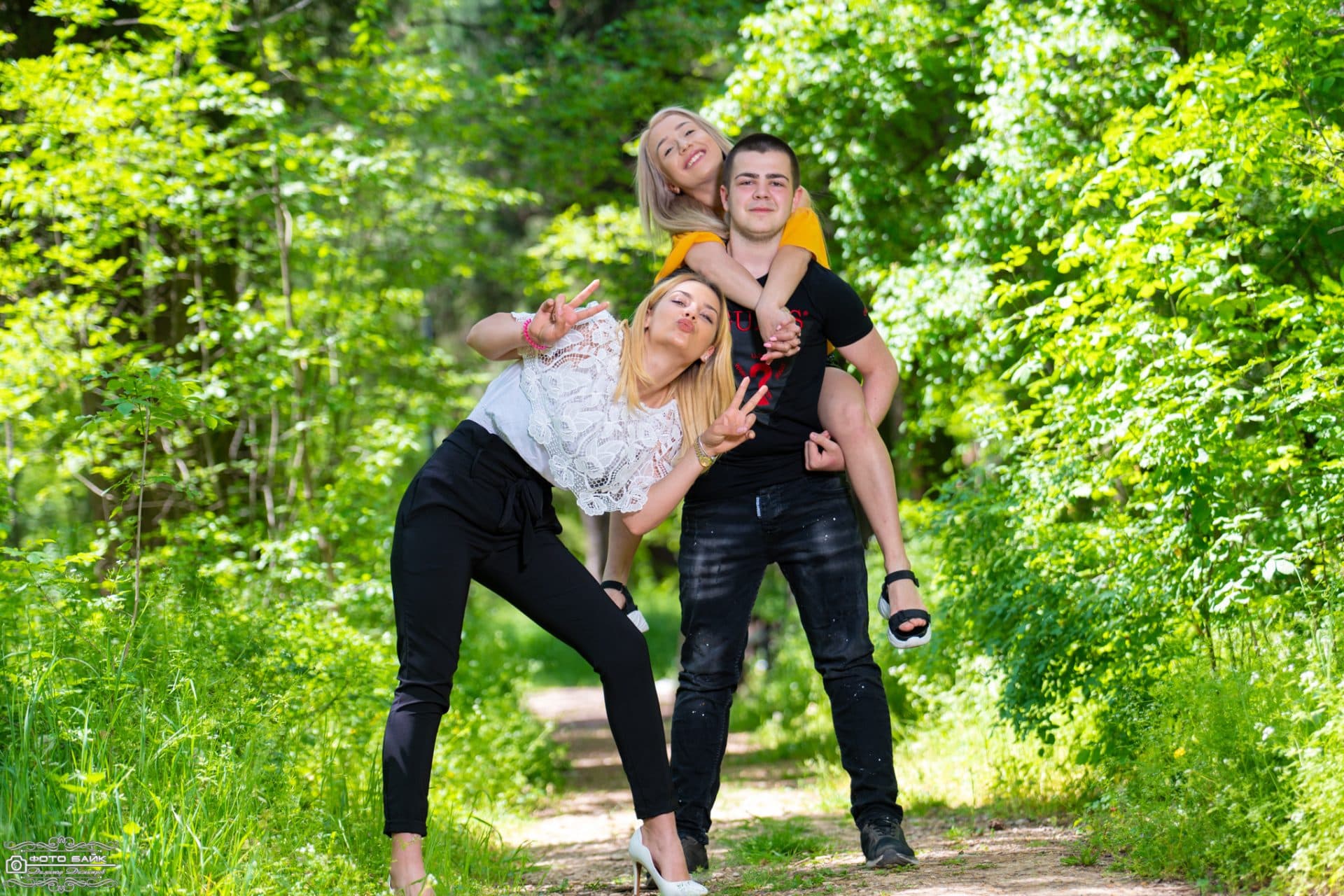 Абитуриентска фотография 22