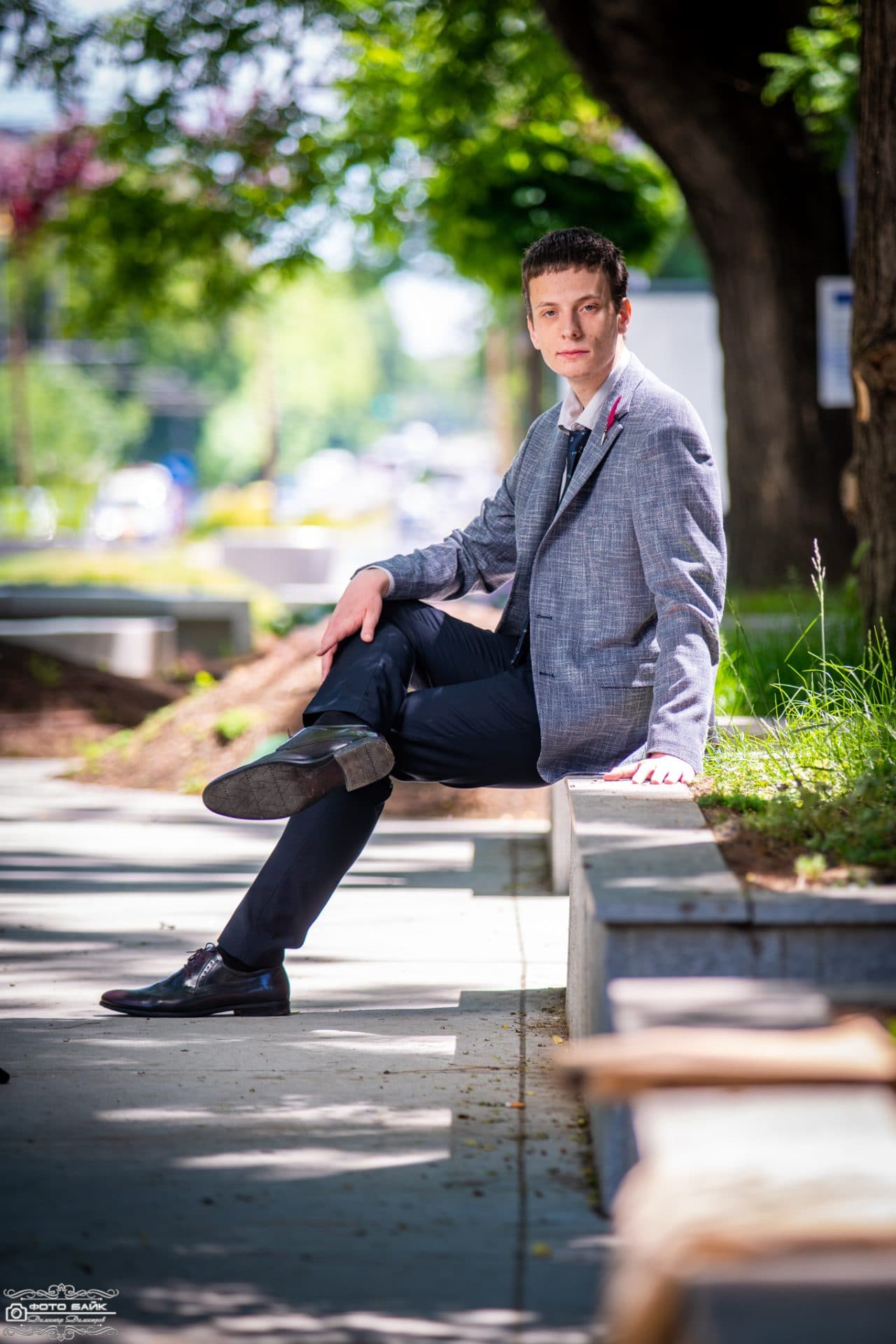 Абитуриентска фотография Петьо 3