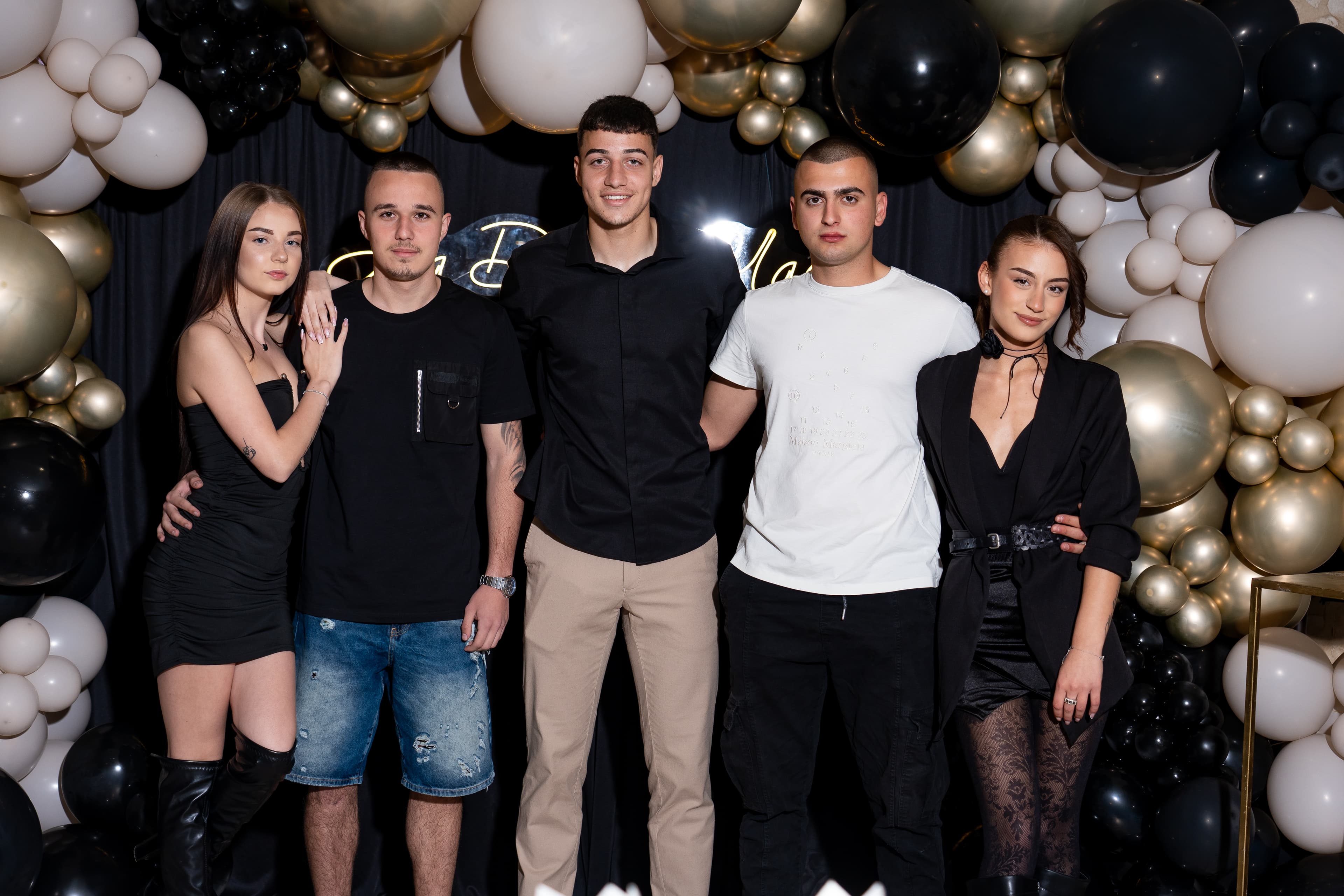 Абитуриентска фотография Стефан 14