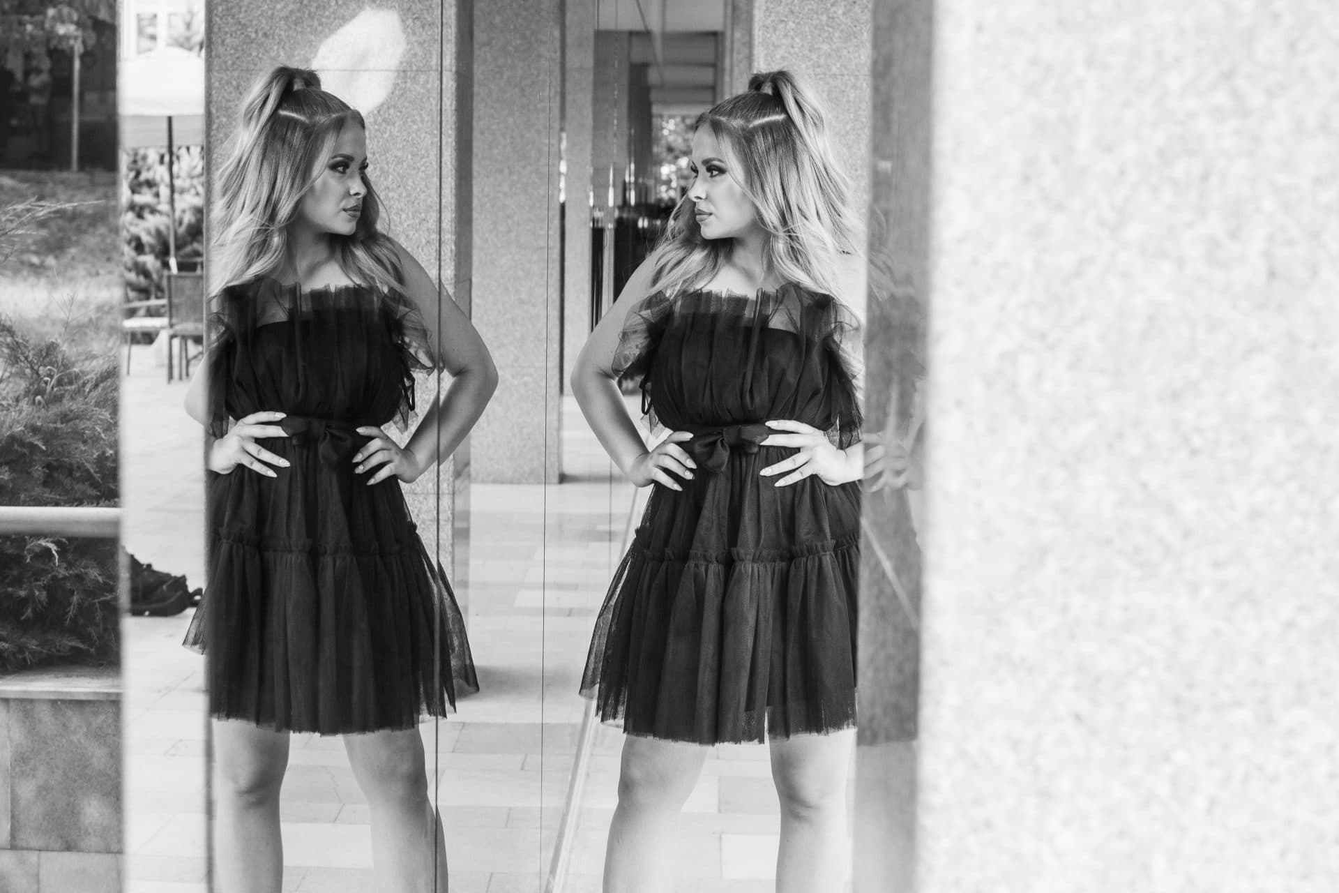 Абитуриентска фотография Стефани 18